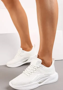 Białe Buty Sportowe z Siateczki z Ozdobną Wstawką na Podeszwie Yllaria