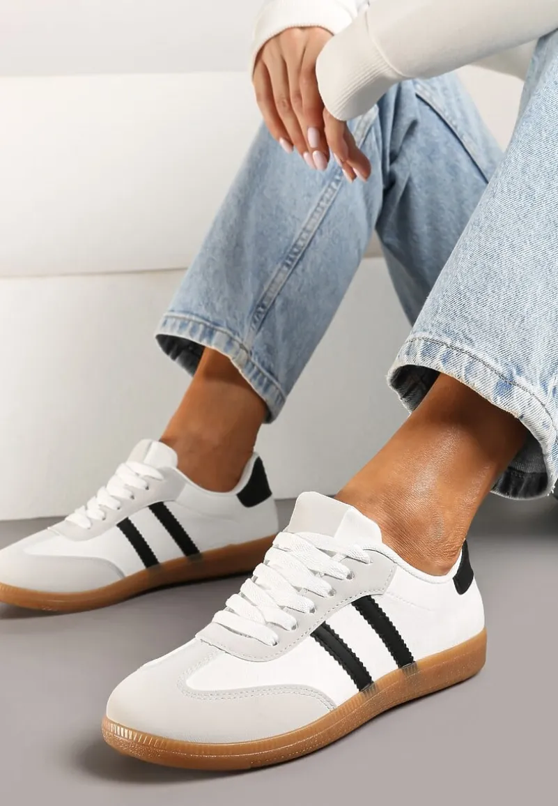 Białe Casualowe Sneakersy z Ekozamszu na Płaskiej Podeszwie Pemeriana