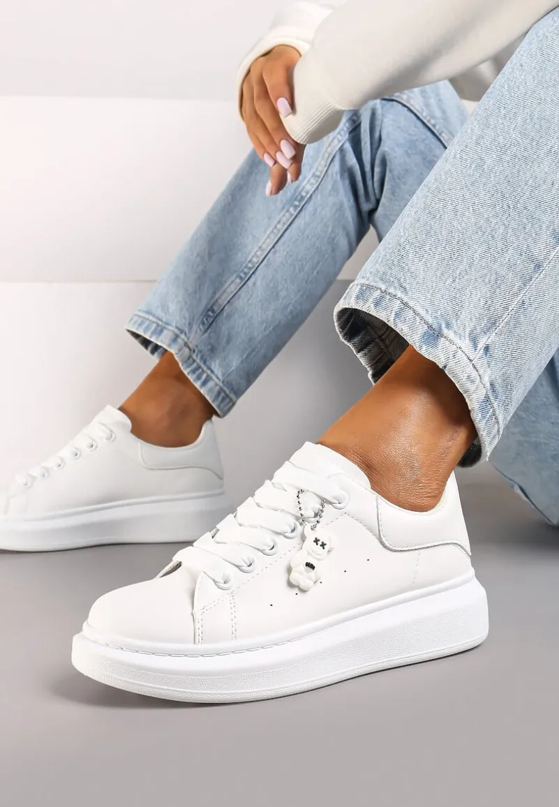 Białe Casualowe Sneakersy z Zawieszką Misiem Ulevidia