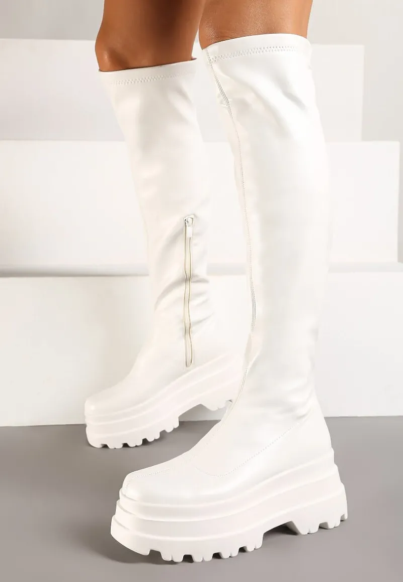 Białe Caualowe Kozaki w Stylu Muszkieterek na Platformie Leniefra