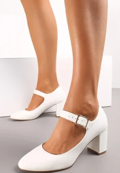 Białe Czółenka na Słupku z Paskiem i Migdałowym Noskiem Cornals