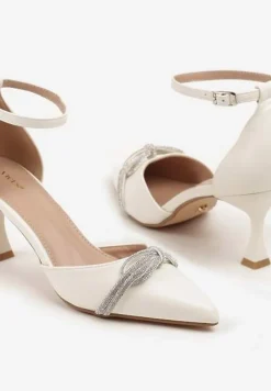 Białe Czółenka na Szpilce Vices z Cyrkoniową Kokardą Atennia