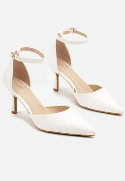 Białe Czółenka Vices na Szpilkowym Obcasie z Noskiem w Szpic i Sprzączką Ulandorea