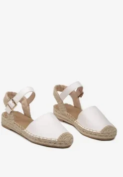 Białe Espadryle Udekorowane Plecionką Titanias