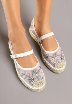 Białe Espadryle z Siateczki na Plecionej Podeszwie Zdobione Haftem Evelritia