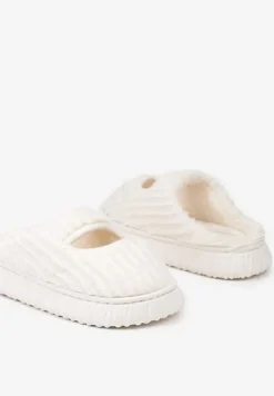 Białe Kapcie Pluszowe z Wycięciem na Nosku Tamiviela