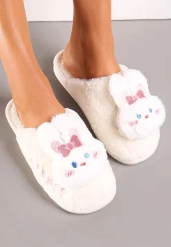 Białe Kapcie z Uroczym Futrzanym Miśkiem Graciete