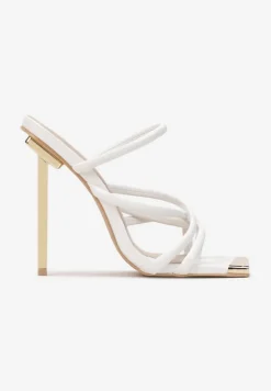 Białe Klapki Klymoreia