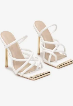 Białe Klapki Klymoreia