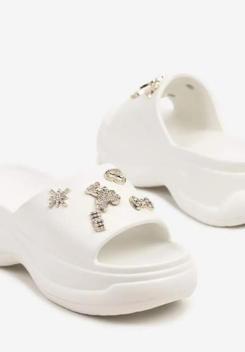 Białe Klapki na Grubej Podeszwie z Cyrkoniami Islia
