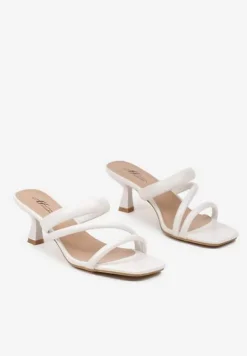 Białe Klapki na Szpilce Kaczuszce z Ozdobnymi Paskami Neolaris
