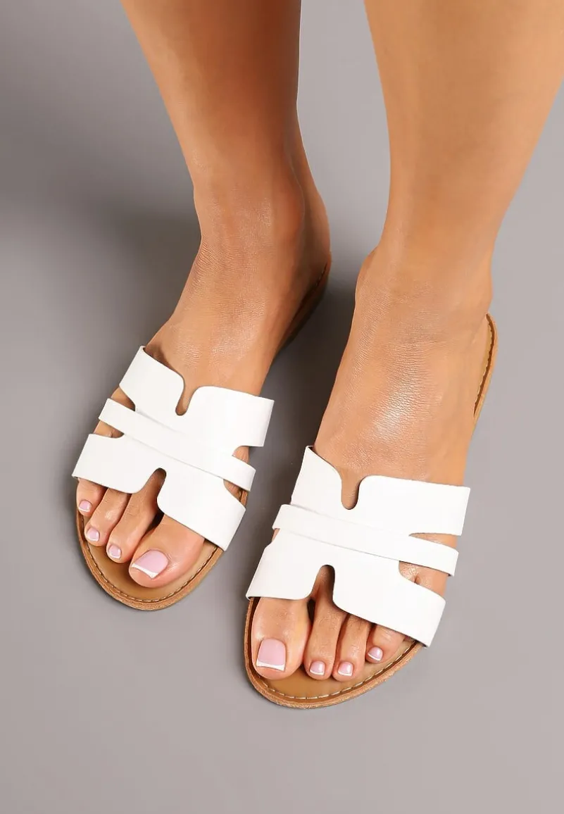 Białe Klapki Ozdobione Geometryczną Cholewką Natiane