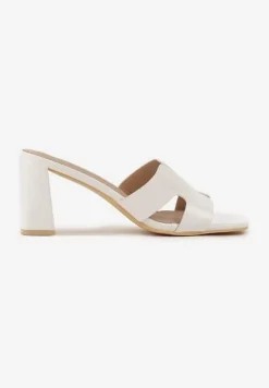 Białe Klapki Vices na Słupkowym Obcasie z Wkładką ze Skóry Naturalnej Foleria
