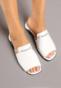 Białe Klapki Vices z Cyrkoniami Tilindrea