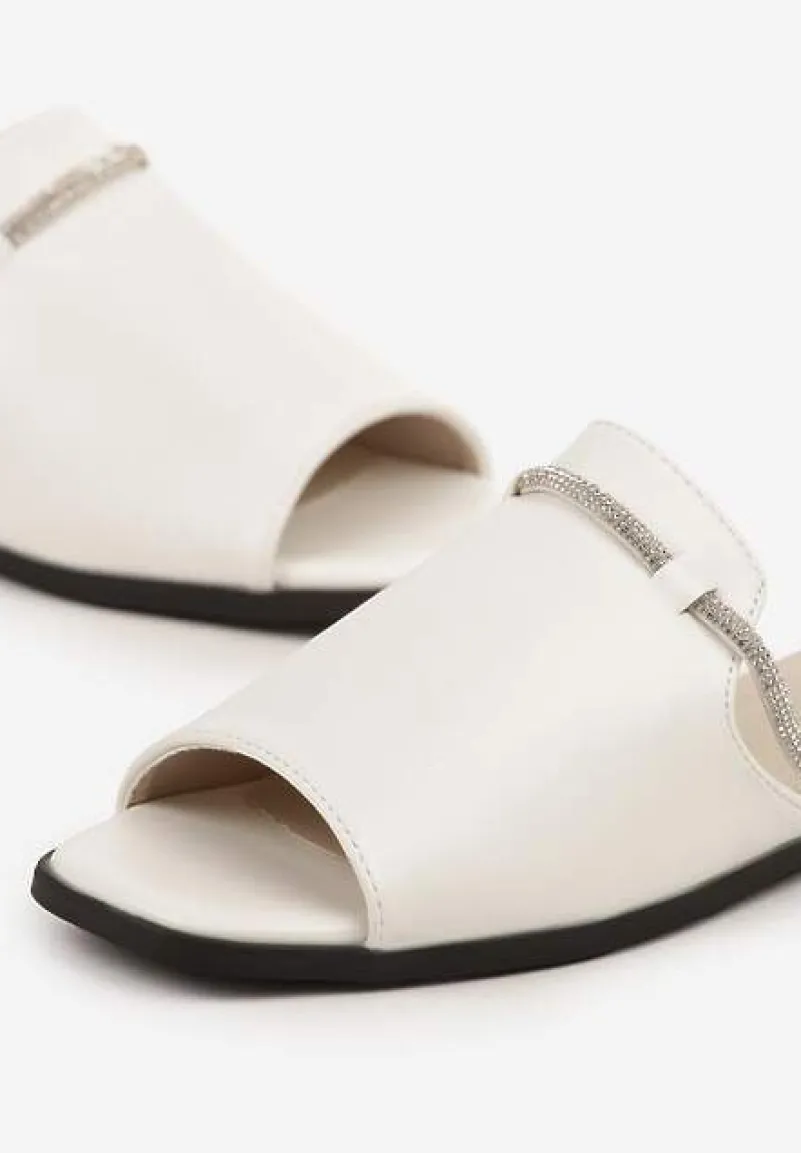 Białe Klapki Vices z Cyrkoniami Tilindrea