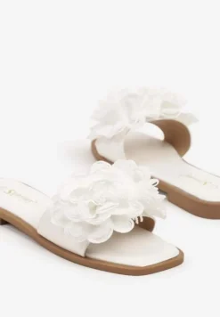 Białe Klapki z Kwiatami 3D Fevionne