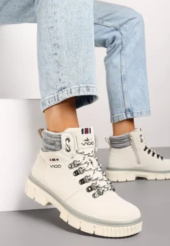 Białe Klasyczne Traperki na Płaskiej Podeszwie Zdobione Materiałową Wstawką Oceella