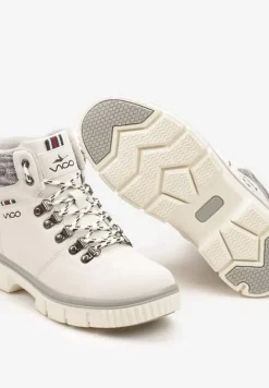 Białe Klasyczne Traperki na Płaskiej Podeszwie Zdobione Materiałową Wstawką Oceella