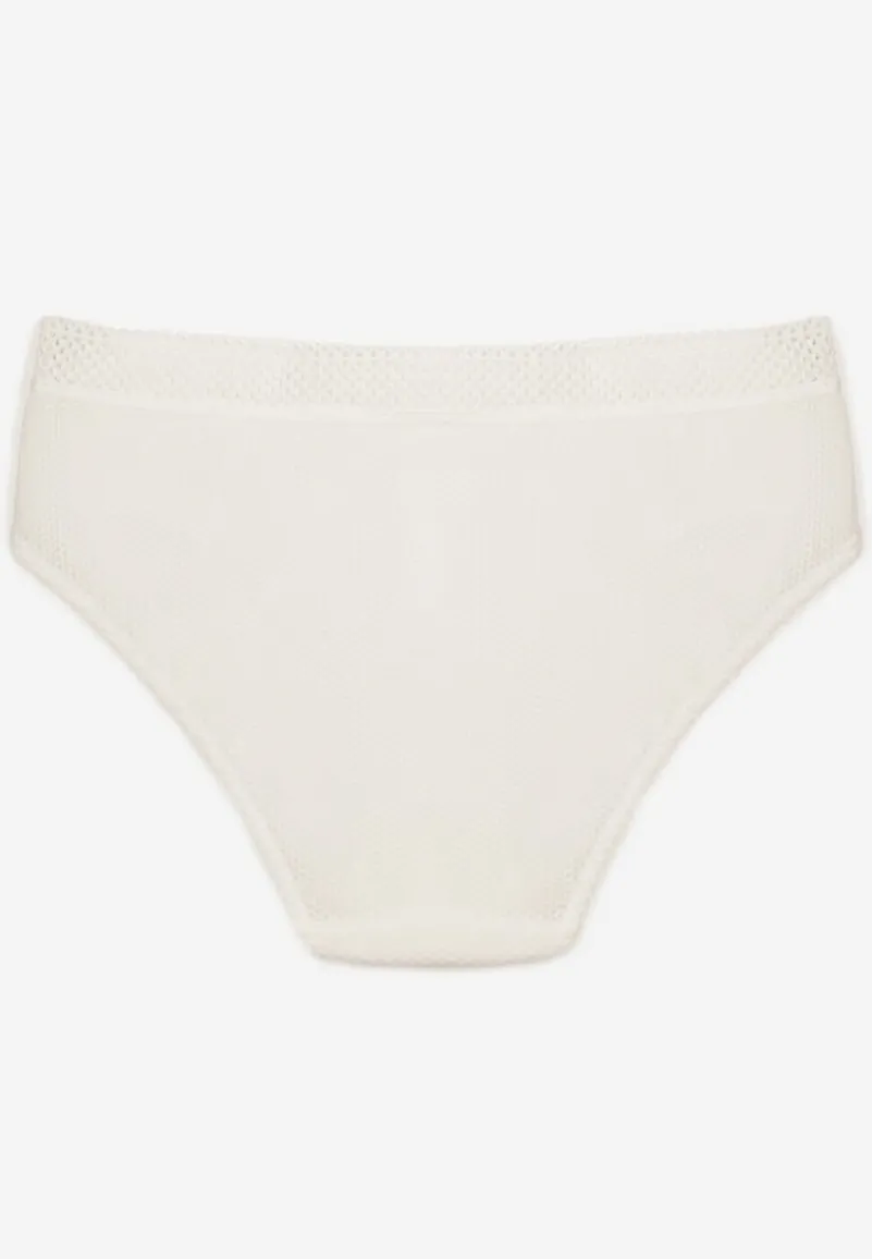 Białe Majtki Typu Figi z Koronką Tirwia