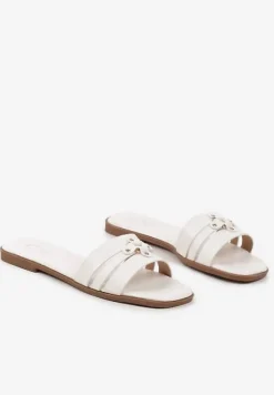 Białe Minimalistyczne Klapki Zdobione Elegancką Aplikacją Harinel