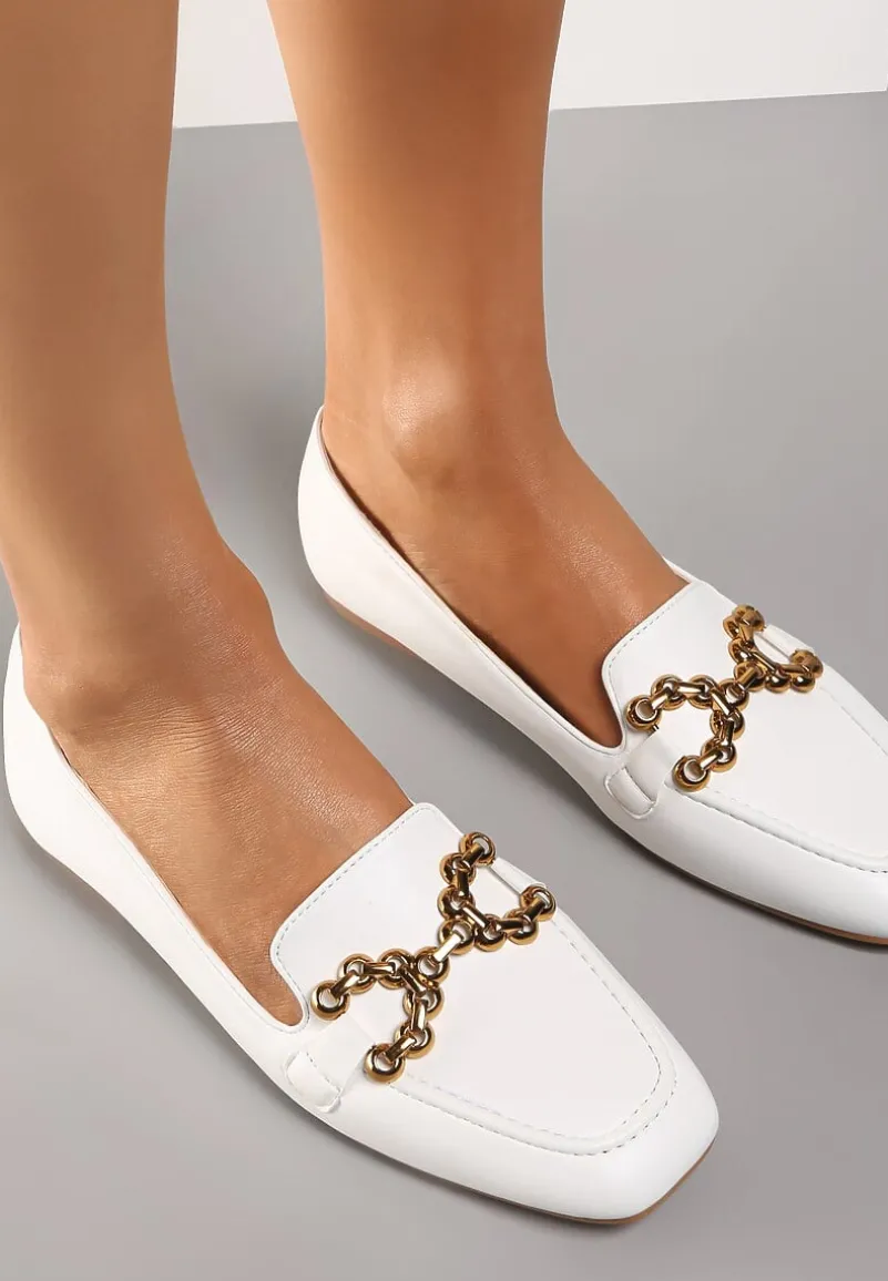 Białe Mokasyny Chrysaia