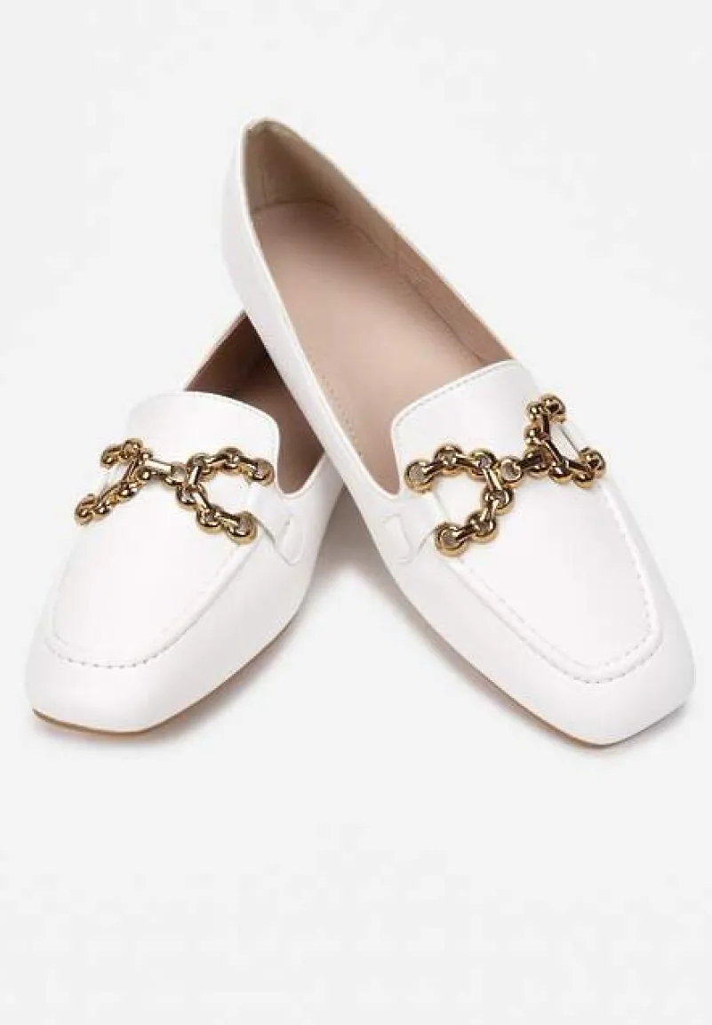 Białe Mokasyny Chrysaia