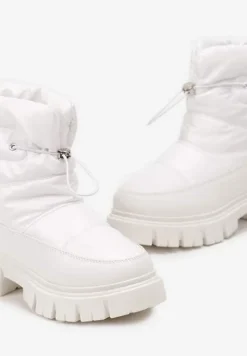 Białe Śniegowce na Niskiej Platformie z Ozdobnym Pikowaniem i Ściągaczem Raballa