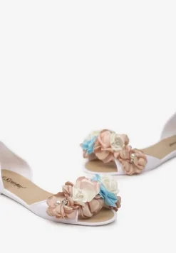 Białe Otwarte Balerinki z Aplikacją z Kwiatami Anlofi