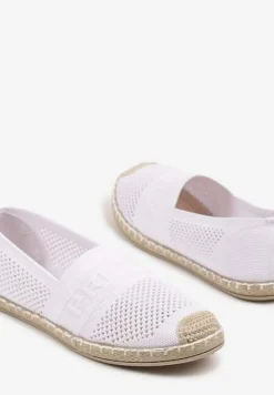 Białe Płaskie Espadryle z Ozdobną Perforacją Weorlisa