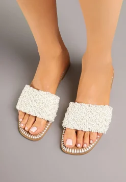 Białe Płaskie Klapki Ozdobione Koralikami Soralia