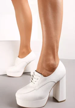 Białe Półbuty na Słupkowym Obcasie z Wiązaniem i Okrągłym Noskiem Adocia