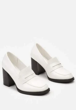 Białe Półbuty na Słupku z Kwadratowym Noskiem Teiga