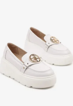 Białe Półbuty w Stylu Mokasynów ze Skórzaną Wkładką i Ozdobą Resora