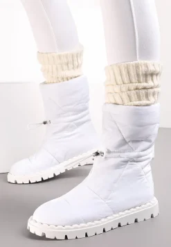 Białe Pikowane Śniegowce na Płaskiej Podeszwie z Protektorem Cornita