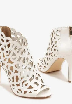 Białe Sandały Botki Vices na Szpilce z Ażurową Cholewką Natilora