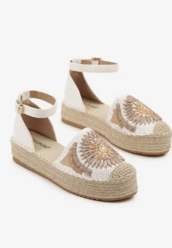 Białe Sandały na Platformie Ozdobione Plecionką Meraliria