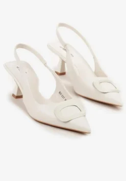 Białe Sandały na Szpilce Kaczuszce Slingback z Geometryczną Aplikacją Melanoriel