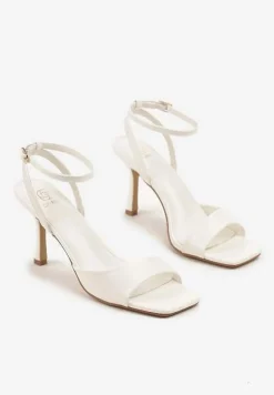 Białe Sandały na Szpilce z Noskiem o Kwadratowym Kształcie i Paskiem z Klamerką Meviora