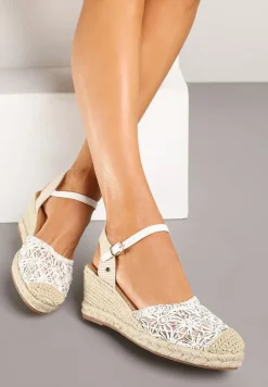 Białe Sandały Vices na Plecionym Koturnie w Stylu Boho Lisalia