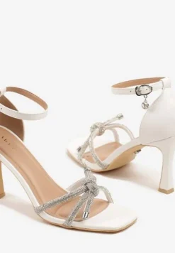 Białe Sandały Vices z Cyrkoniowymi Paskami Erathela