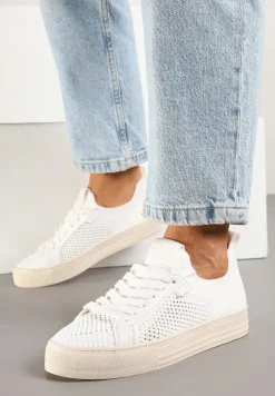 Białe Siateczkowe Sneakersy Ozdobione Metaliczną Nicią Nimiarene