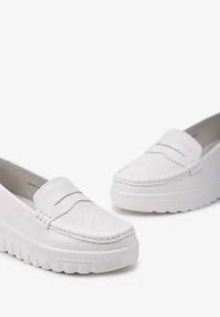 Białe Skórzane Półbuty Mokasyny na Niskiej Platformie z Perforacją Lioran