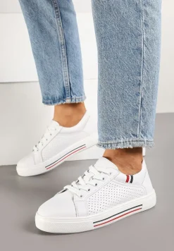 Białe Skórzane Sneakersy na Płaskiej Podeszwie ze Skórzaną Wkładką i Perforacją Galiwa