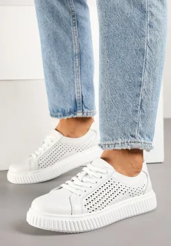 Białe Skórzane Sneakersy Typu Tenisówki z Ozdobną Perforacją Faladwena