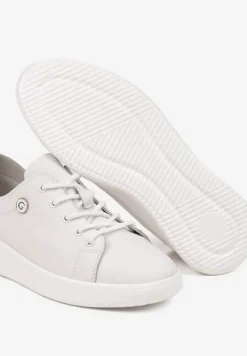 Białe Skórzane Sneakersy Zdobione Minimalistyczną Aplikacją Velotina