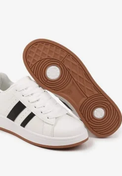 Białe Sneakersy na Niskiej Platformie z Naszywkami Flordexia