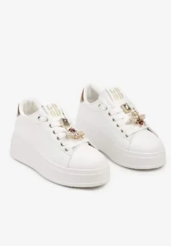 Białe Sneakersy na Płaskiej Podeszwie Ozdobione Cyrkoniami i Aplikacją 3D Vlisora