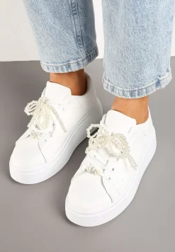 Białe Sneakersy na Platformie z Perełkami i Metalowymi Kuleczkami Selavia