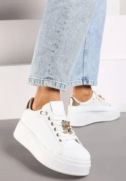 Białe Sneakersy na Platformie Ozdobione Aplikacją Misia z Cyrkonii Vlinea