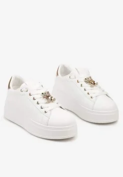 Białe Sneakersy na Platformie Ozdobione Aplikacją Misia z Cyrkonii Vlinea